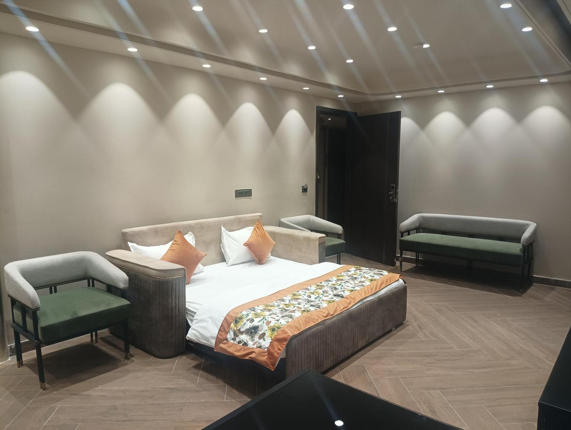 דלהי Hotel Cullinan By Qotel Janakpuri מראה חיצוני תמונה