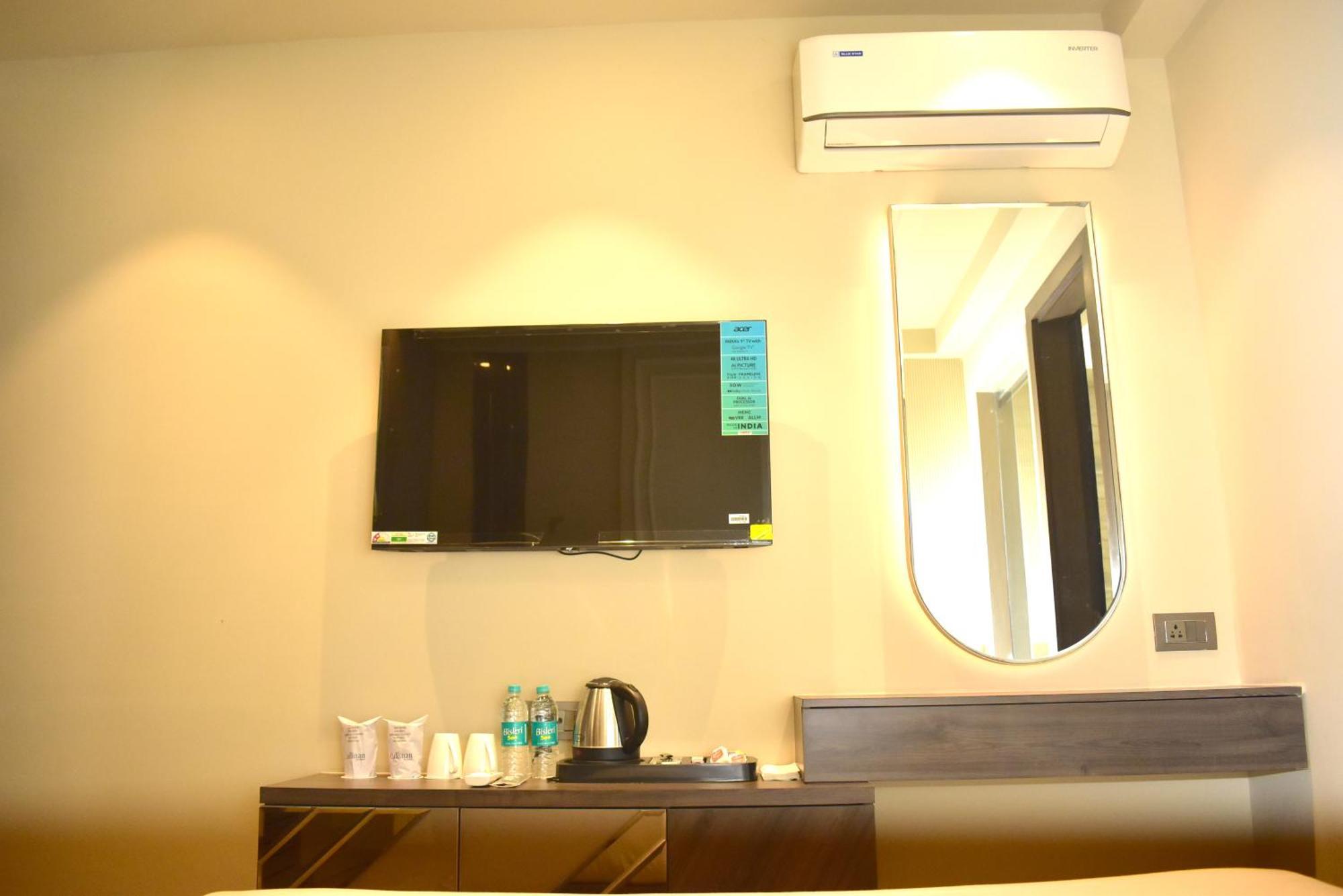 דלהי Hotel Cullinan By Qotel Janakpuri מראה חיצוני תמונה