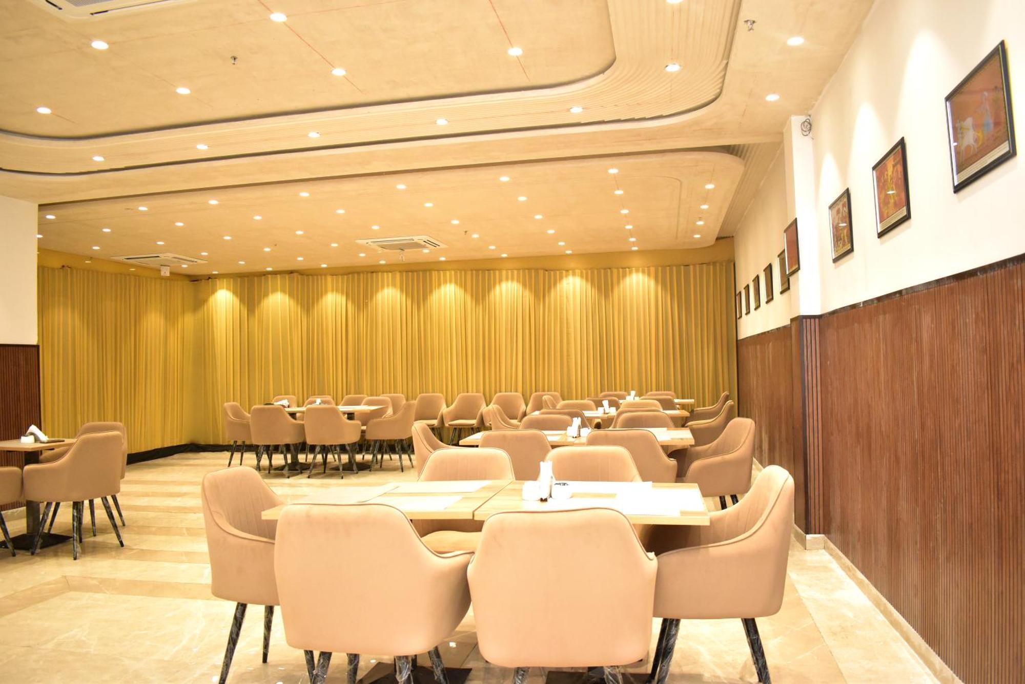 דלהי Hotel Cullinan By Qotel Janakpuri מראה חיצוני תמונה